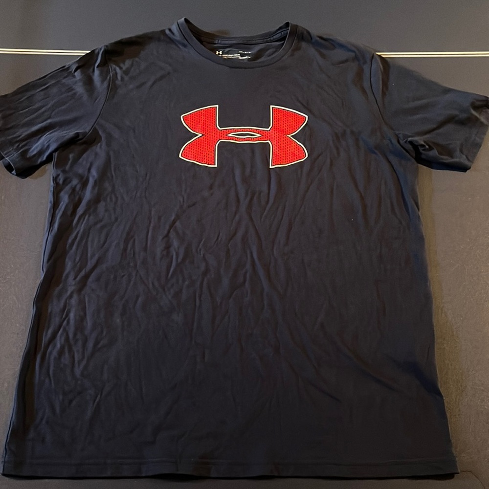 Under Armour Men’s Athletic Shirt Navy Blue